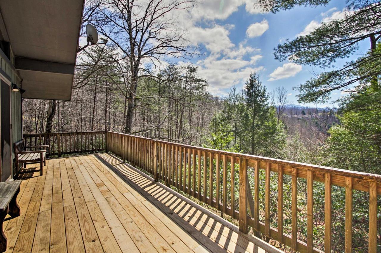 Quiet Cabin With Mountain Views About 3 Mi To แกตลิงเบิร์ก ภายนอก รูปภาพ