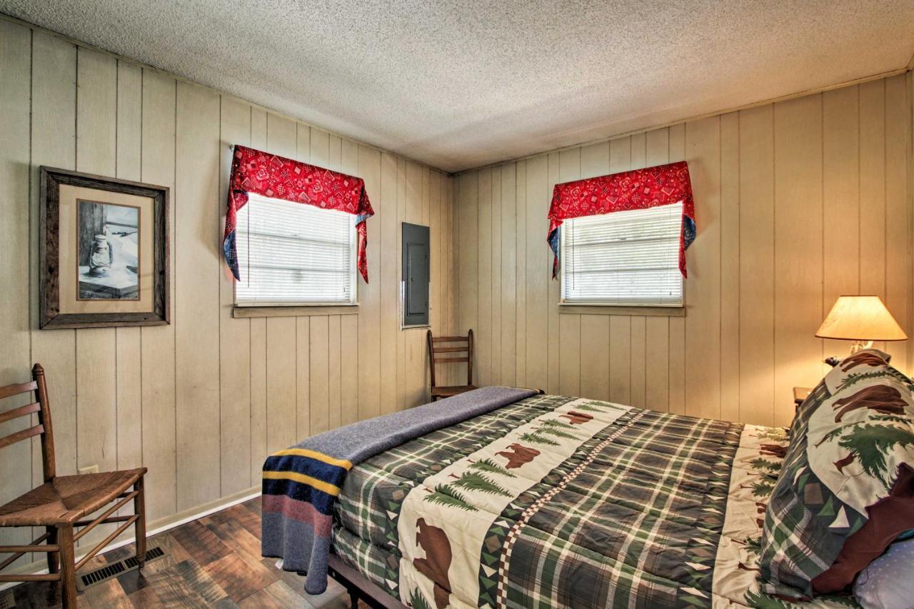 Quiet Cabin With Mountain Views About 3 Mi To แกตลิงเบิร์ก ภายนอก รูปภาพ